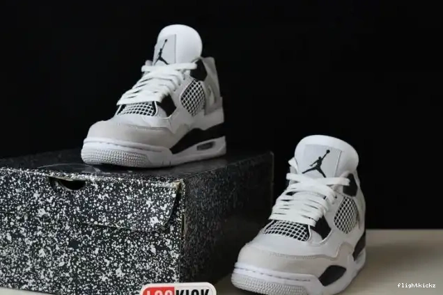 Jordan Retro DH6927-111 Black Military 4 0608